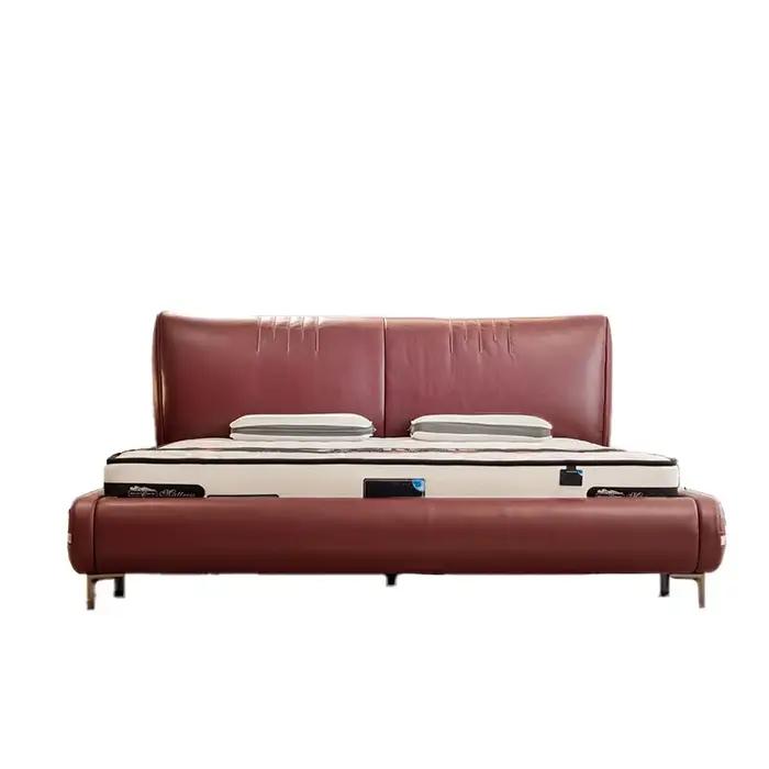 Lit double rouge de style design minimaliste en cuir italien