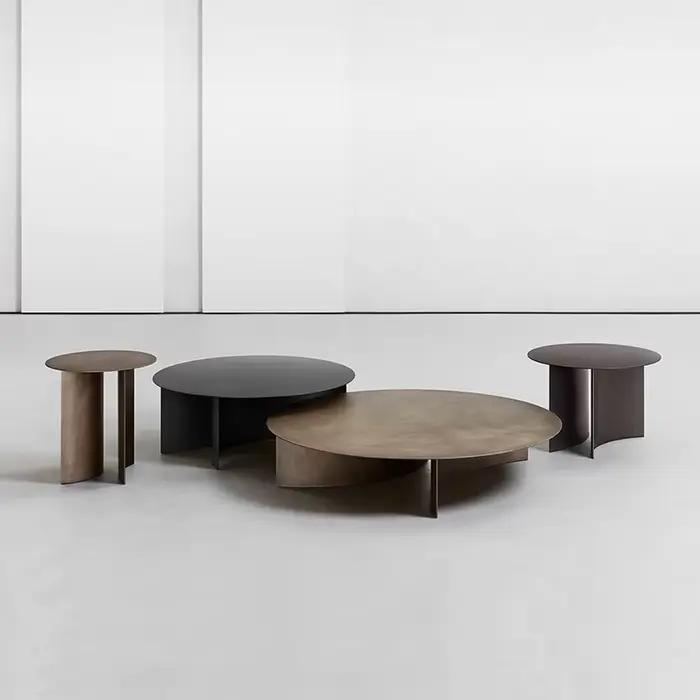 Manually ian-Table d'appoint industrielle moderne en fer et métal, table basse ronde en laiton antiq
