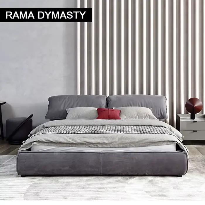 Lit en tissu minimaliste moderne, chambre principale de luxe, lumière italienne, ins net, rouge, cré