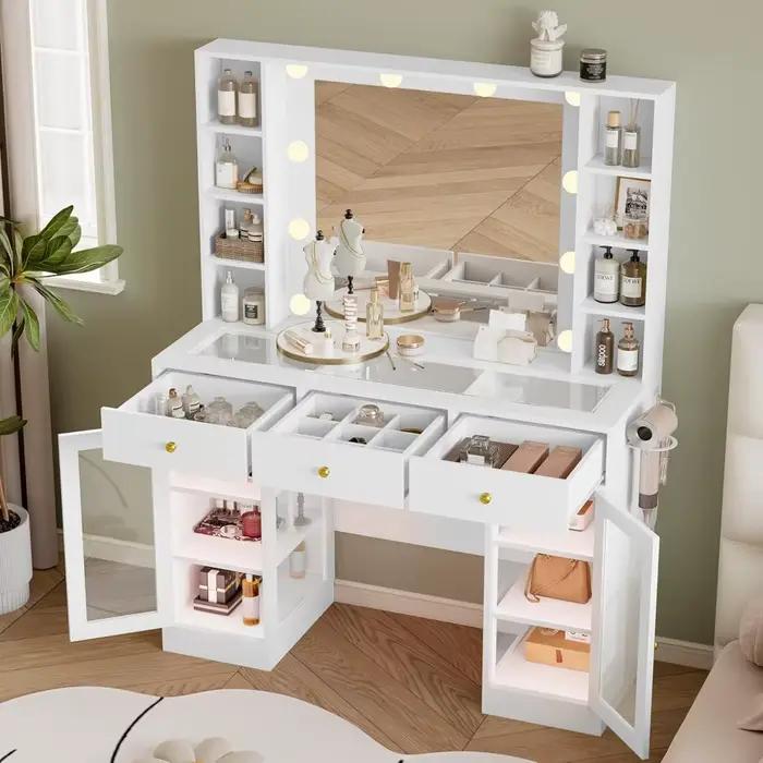 Vanité blanche avec plateau en verre, lumières LED et prise de courant, 3 tiroirs