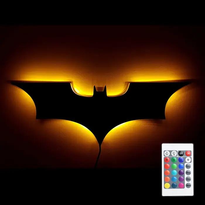 Applique murale chauve-souris 3D RVB LED créative avec télécommande, lumière décorative, chevet, sal