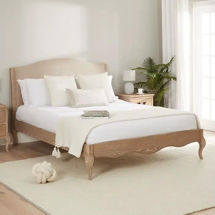 Lits de luxe nordiques, tables de chevet esthétiques, lit rembourré minimaliste, taille Queen Unique