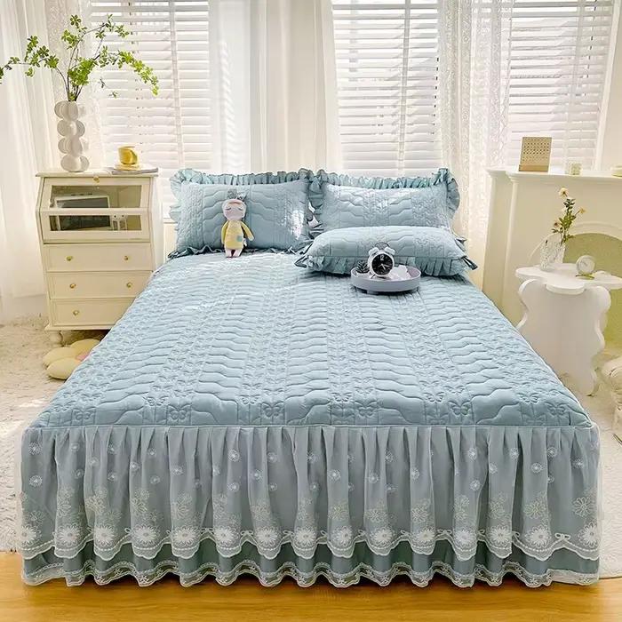 Jupe de lit matelassurera aux quatre coins avec imprimé de fleurs élastiques