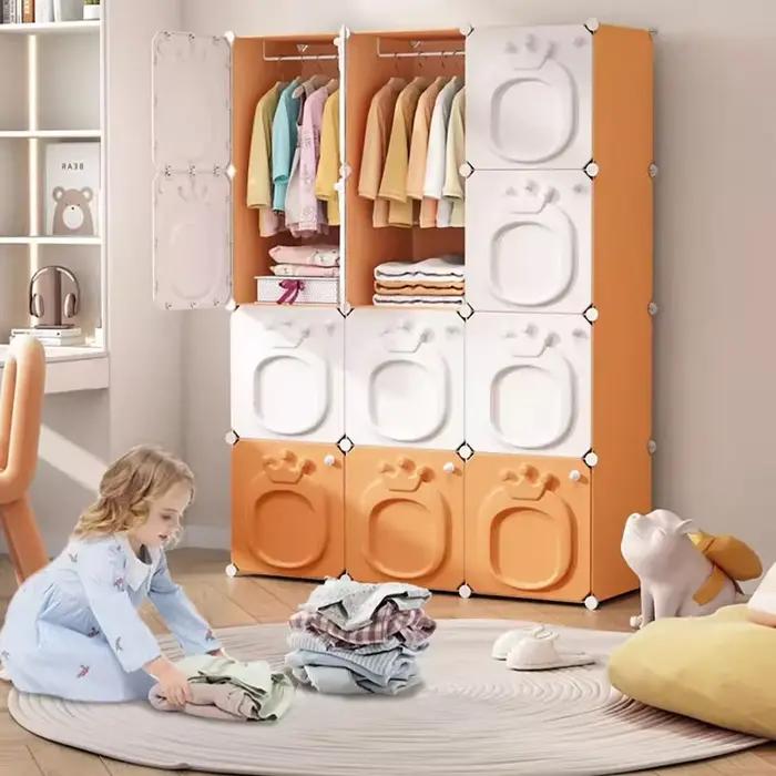 Armoire simple à étagères