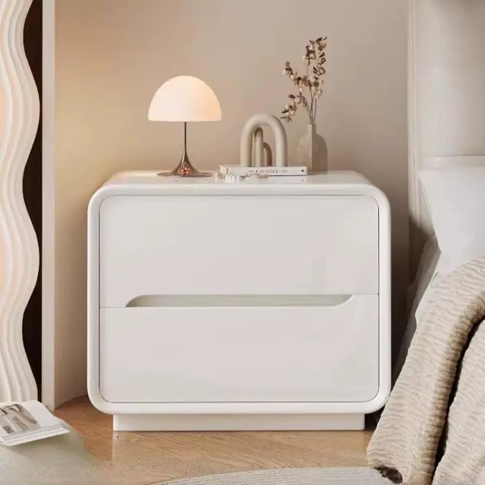 Table de chevet minimaliste de style nordique