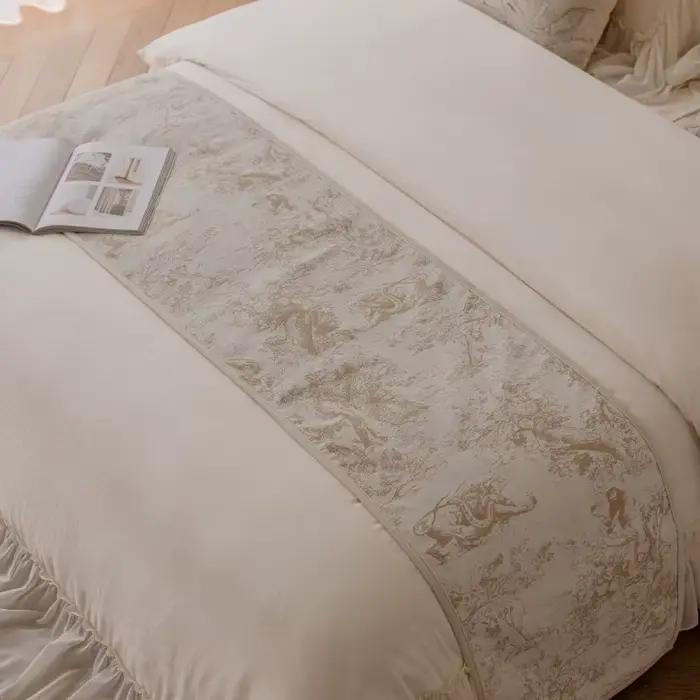 Couvre-lit esthétique beige crème