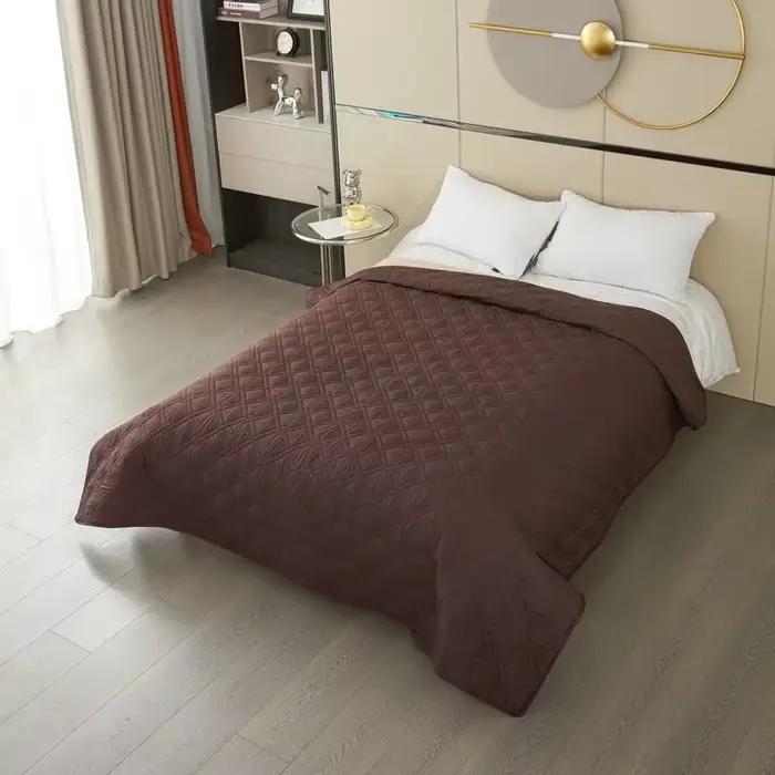 Protège-matelas imperméable lavable et antidérapant