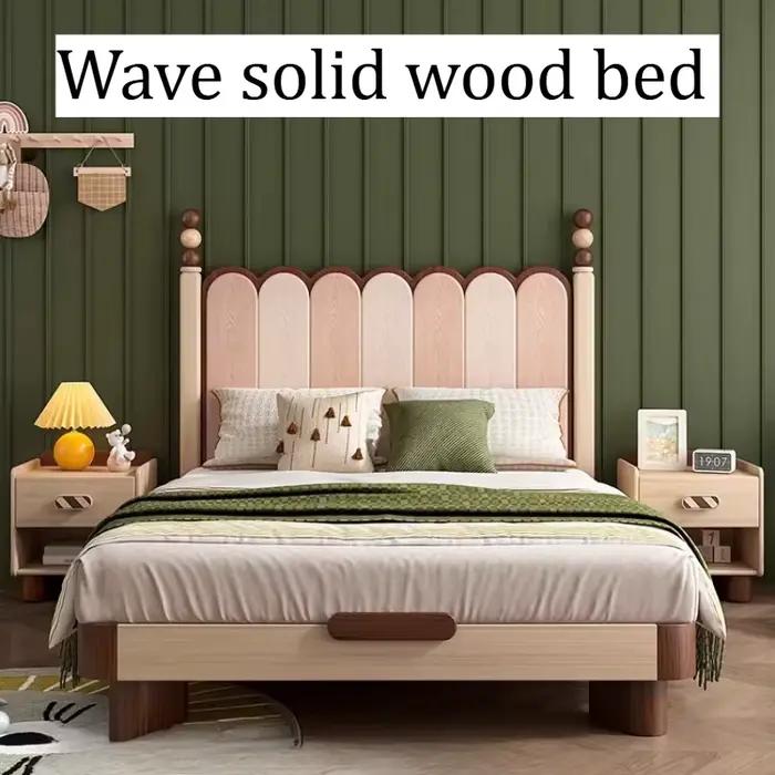 Lit double en bois massif 150x200cm avec tête de lit