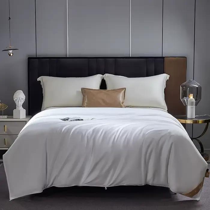 Couette d'été en soie 220x240cm
