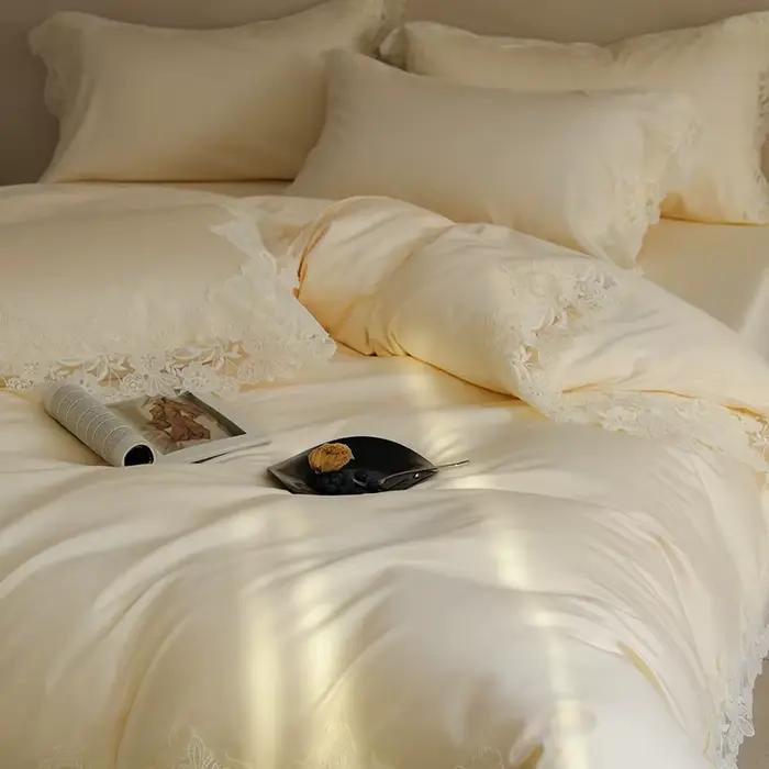 Parure de lit de luxe, couleur crème
