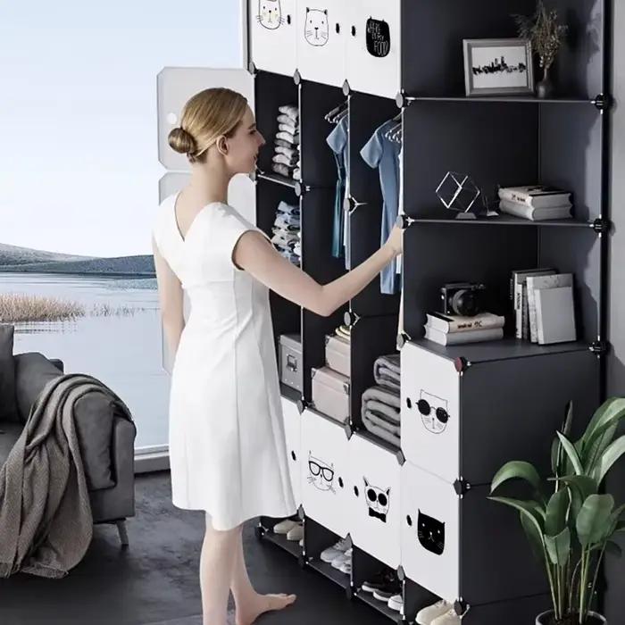 Armoire compacte moderne et peu encombrante