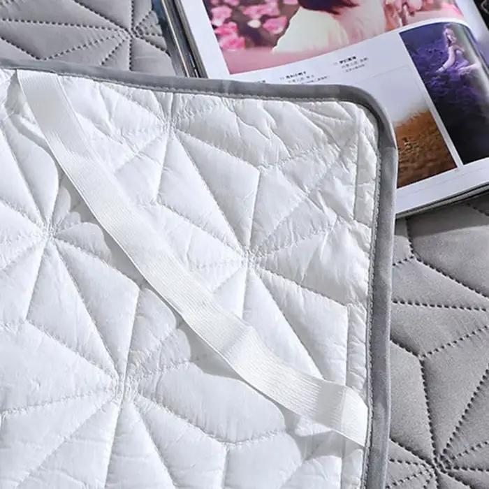Coussin de lit imperméable matelassé en coton Sandwich