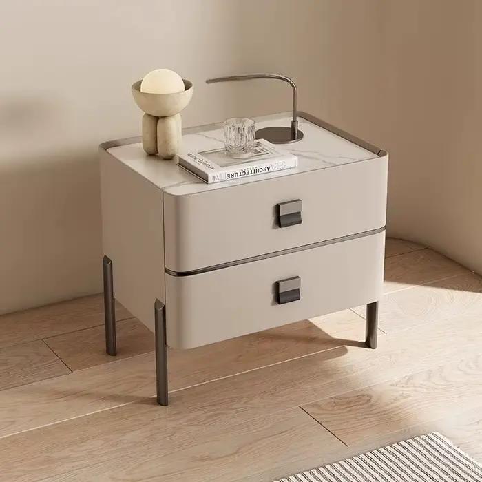Table de chevet en bois massif