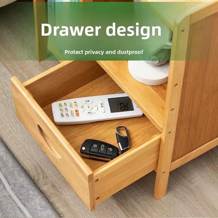 Table de chevet simple en bois massif