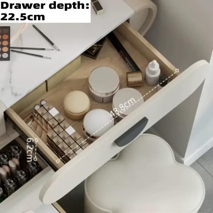 Coiffeuse de luxe au design moderne avec miroir et tabouret