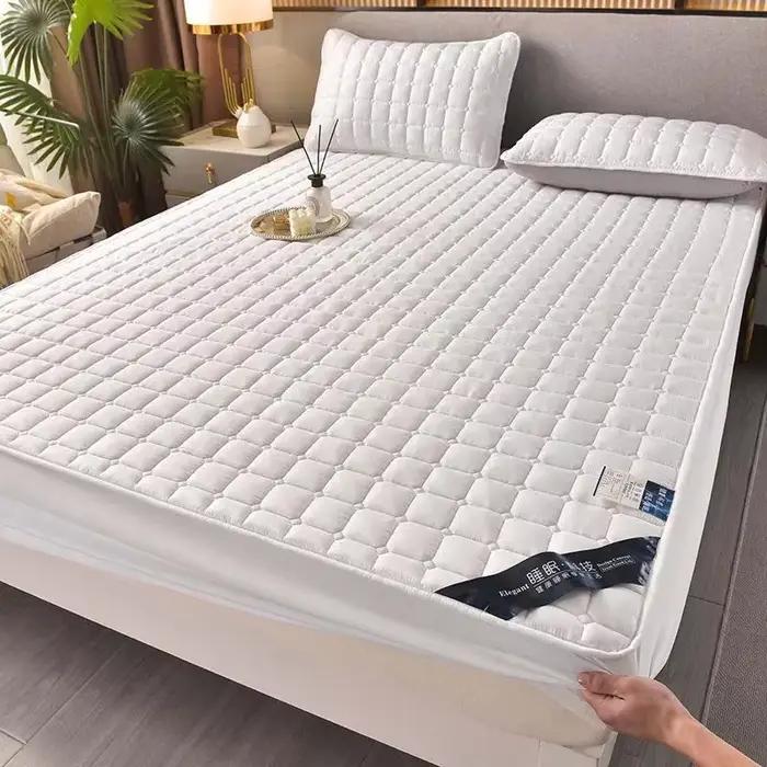 Housse de matelas matelassée douce et agréable pour la peau