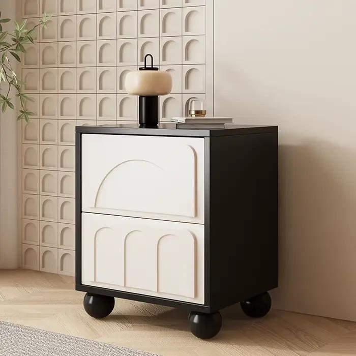 Tables De chevet peu encombrantes