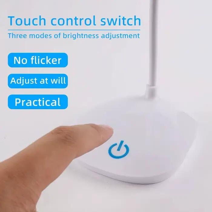 Lampe de bureau LED aste par USB