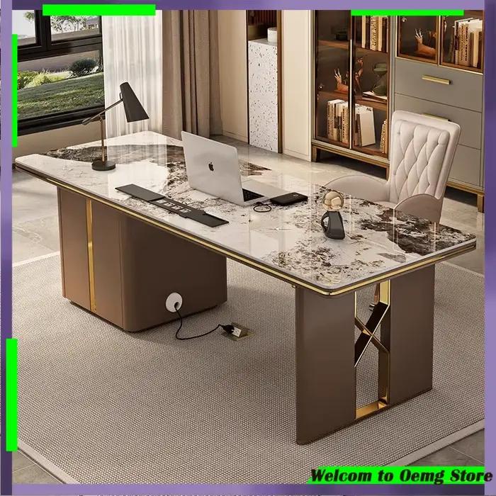 Bureau sédentaire de luxe contemporain