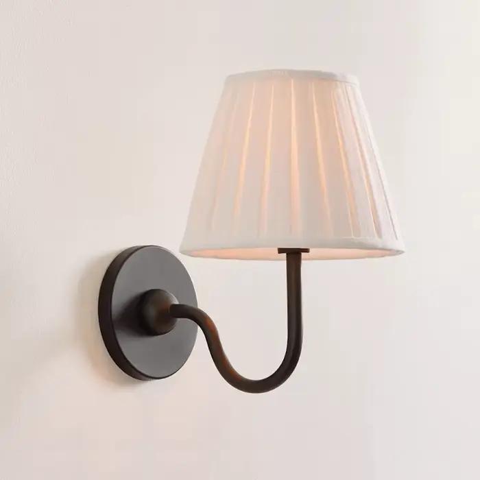 Lampe murale en tissu de style antique français