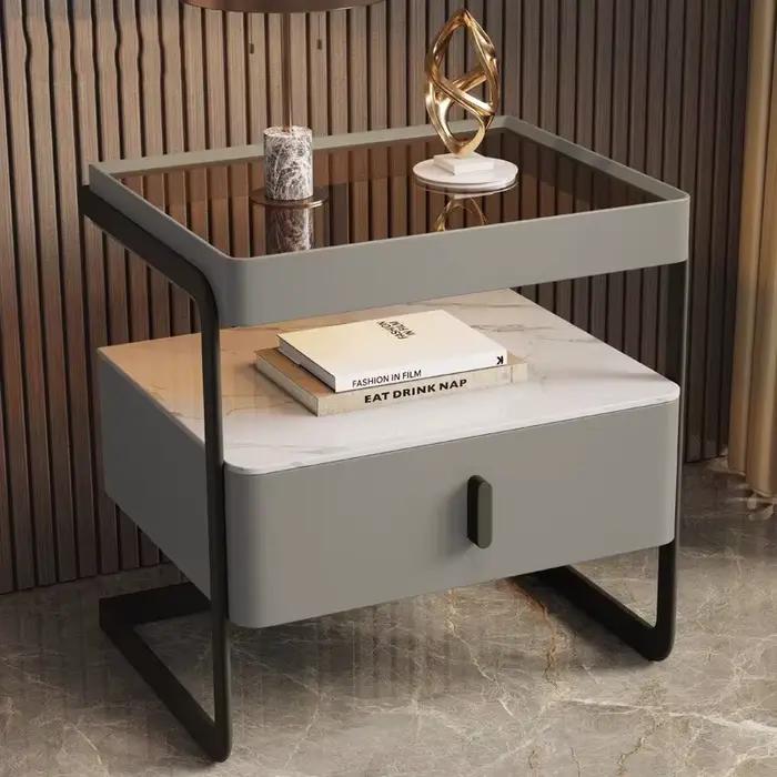 Table de chevet vintage haut de gamme