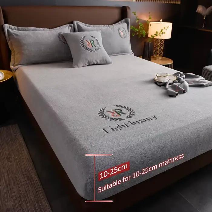 Housse de lit en velours épais