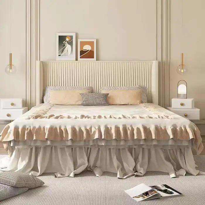 Cadre de lit confortable et élégant de 1