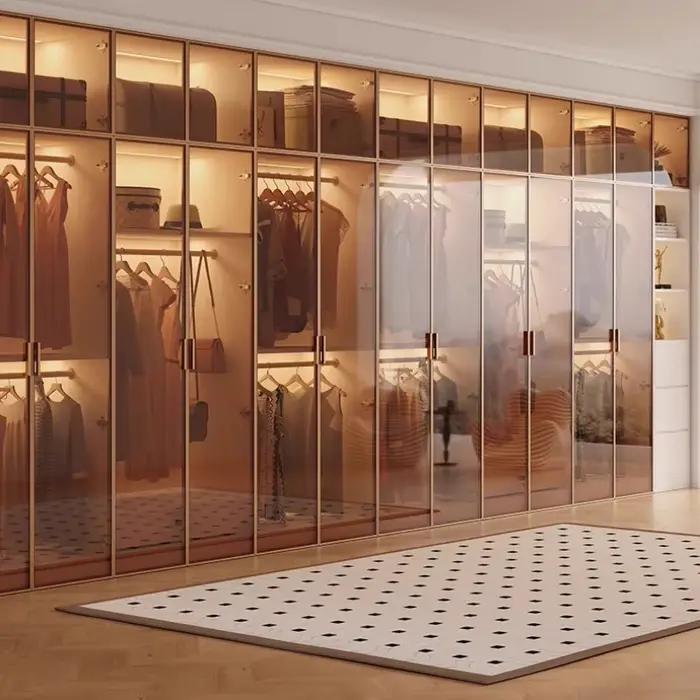 Armoire à étagères design