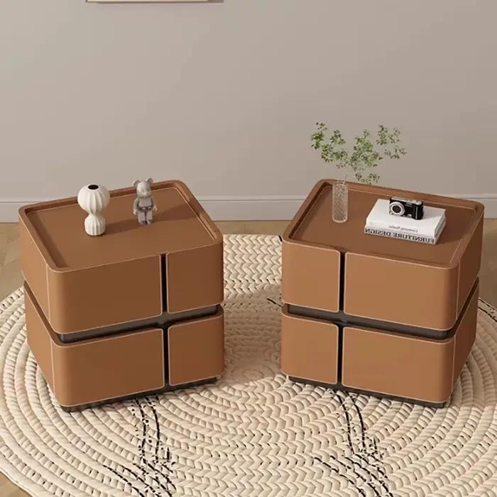 2 ensembles de tables de chevet de style italien