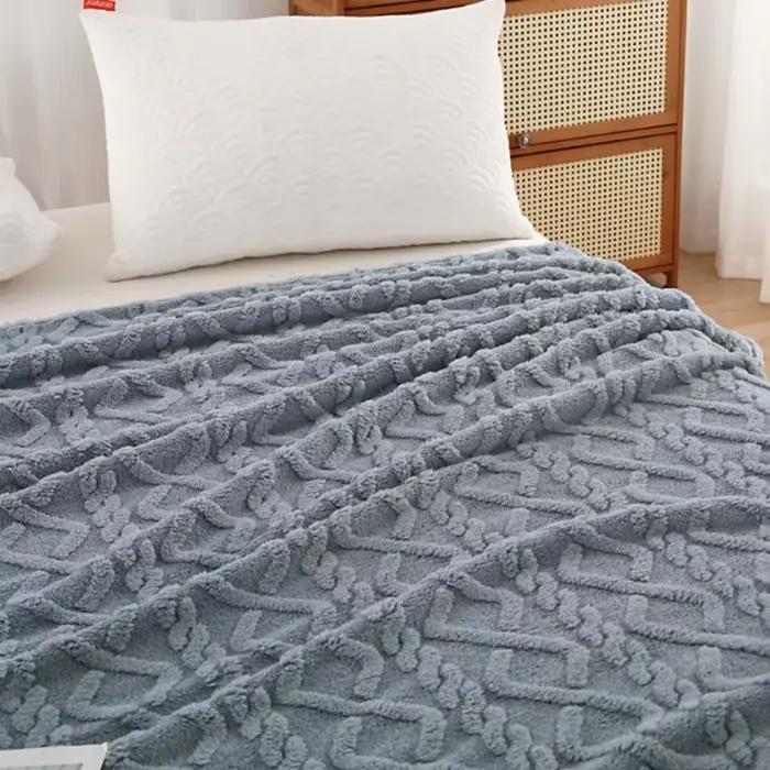 Couverture en peluche lavable en machine pour canapé et lit