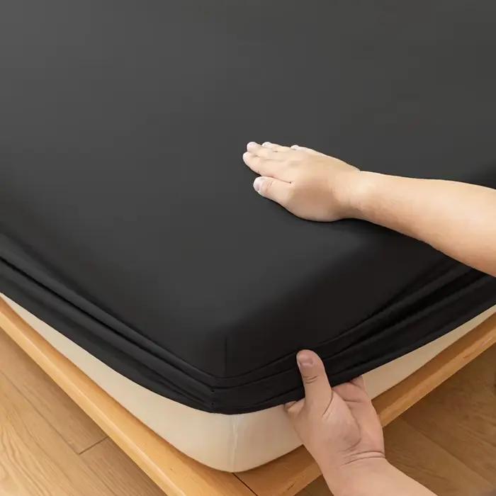 1 drap-housse uni brossé