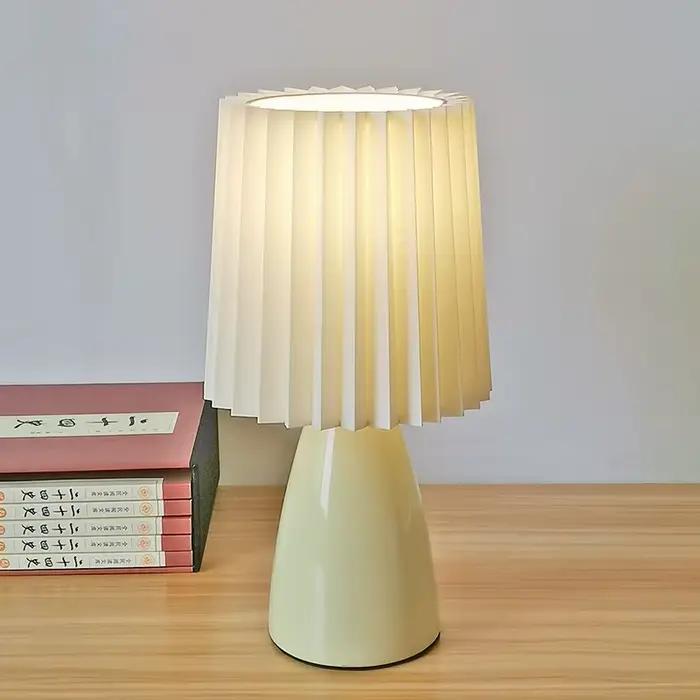 Lampe contemporaine en céramique pour chambre à coucher