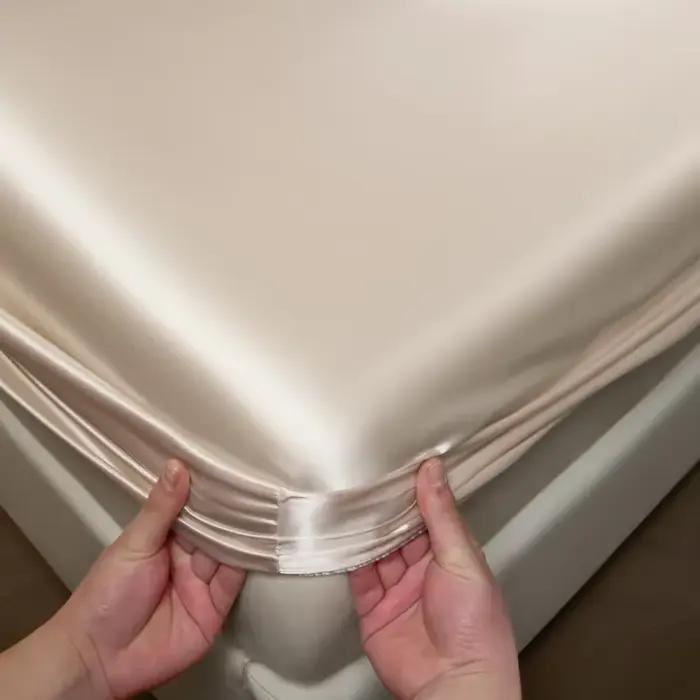 Ensemble de 3 draps en soie de mûrier 100% haut de gamme avec taie d'oreiller