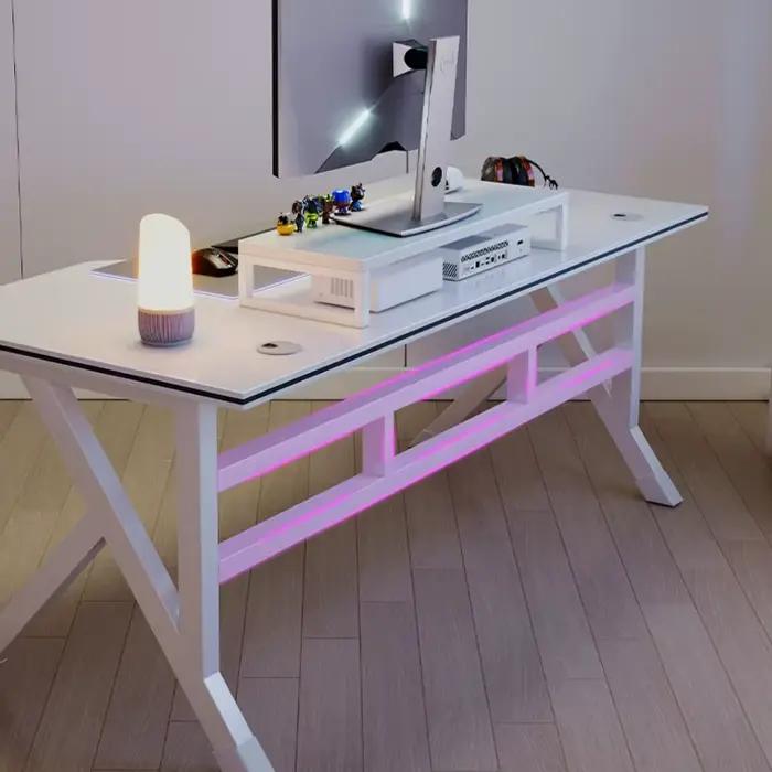 Bureau d'ordinateur de jeu de diffusion Web