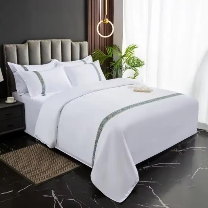 Nouveau 140g sergé épaissi hôtel quatre pièces