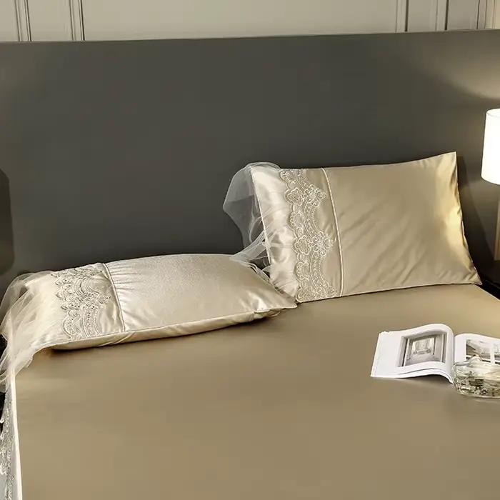 Couvre-lit brodé en dentelle