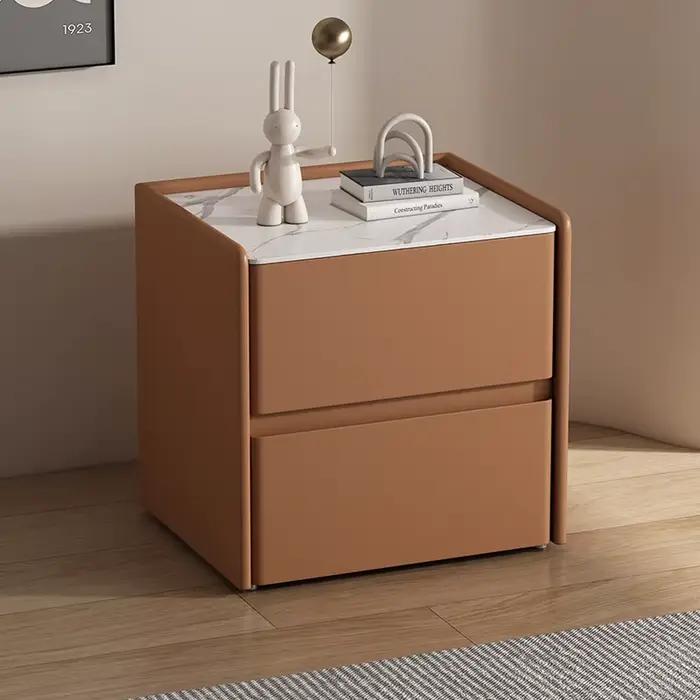 Table de chevet glamour au design minimaliste italien