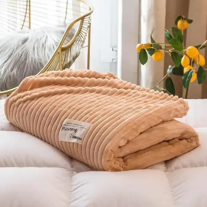 Couverture de lit en flanelle carrée