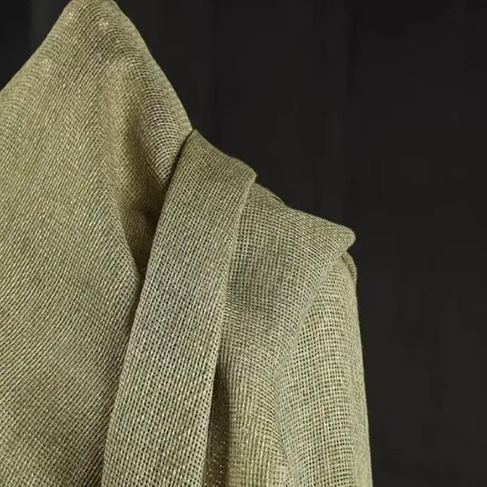 Tissu en gaze de coton et lin en détresse