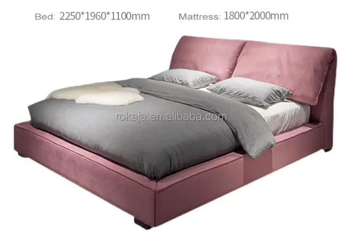 Lit de luxe en tissu mat avec dossier rembourré en éponge mobile