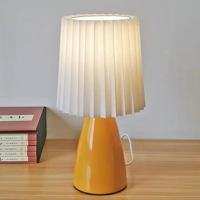 Lampe contemporaine en céramique pour chambre à coucher