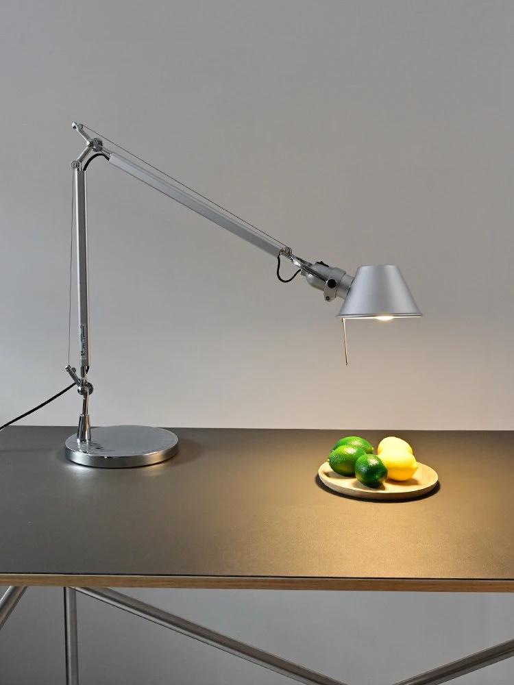 Lampe de bureau design italien, style nordique moderne, bras long pliable, lampe de lecture de luxe réglable pour bureau, étude, chevet