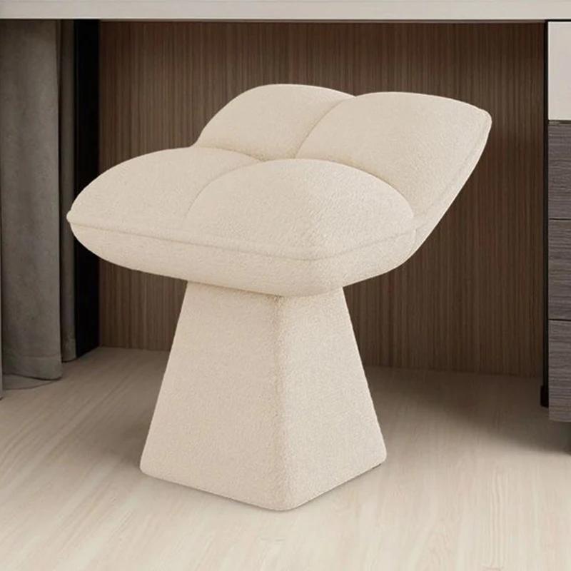 Poufs simples nordique moderne Convertible chaise de maquillage confortable Design élégant tabouret à langer ménage tabourets amovibles