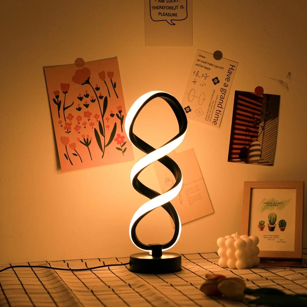 Lampe de bureau plissée sur pied en fer forgé LED avec prise USB, trois couleurs, gradation progressive, lampe de chevet tactile créative pour chambre à coucher