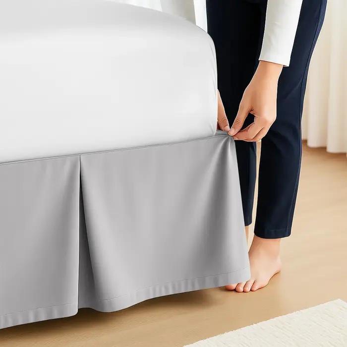 Jupe de lit plissée classique - Luxe, douceur, style et élégance, avec sangles ajustables, tombé par