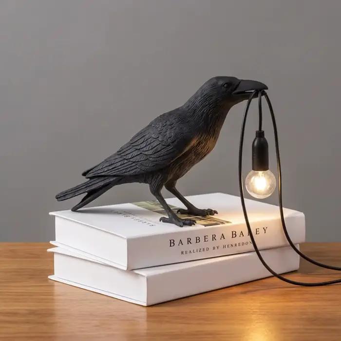 Lampe de table moderne Lucky Bird, design créatif en résine, animal, pour chambre à coucher, chevet,