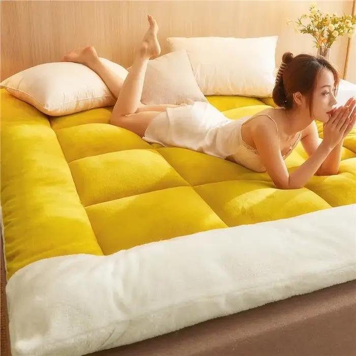 Surmatelas en peluche pour une expérience de sommeil luxueuse, coussin de lit doux au sol, couvertur
