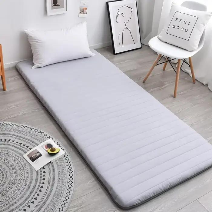Matelas pliant-lit simple en mousse à mémoire de forme pour dortoirs et maisons de location, rouleau