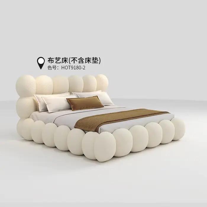 Lit nuage crème de beauté, grande taille, rectangulaire blanc, minimaliste, sûr, rembourrage europée