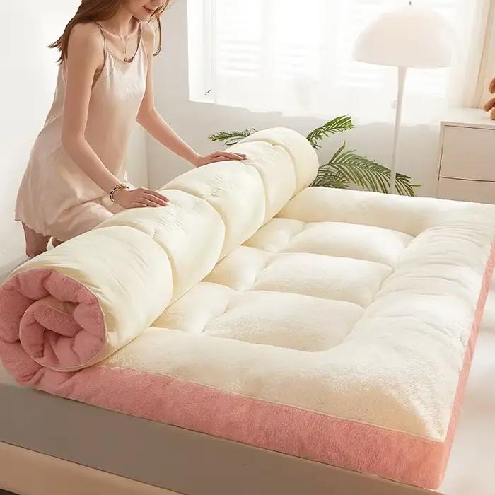 Surmatelas en peluche pour une expérience de sommeil luxueuse, coussin de lit doux au sol, lits d'hô